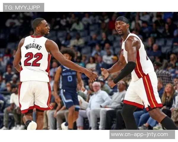 热火迎战马刺冲击四连胜首发阵容小米切尔拉松维金斯热巴韦尔强势出击 热火迎战马刺冲击四连胜首发阵容小米切尔拉松维金斯热巴韦尔强势出击