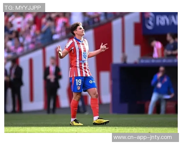 阿尔瓦雷斯谈青训选择与身高困扰：年龄小不加入皇马身高从未影响我