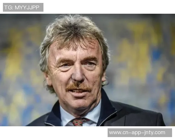 博涅克期待罗马争夺欧冠资格并呼吁关注迪巴拉的恢复进程 博涅克期待罗马争夺欧冠资格并呼吁关注迪巴拉的恢复进程